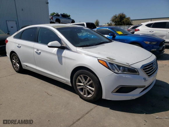 2016 Hyundai Sonata 2.4L SE with VIN 5NPE24AF0GH398432, listed as a Copart auction lot 52497535 with 109,744 mi miles and Clean Title. Bid and sale history available at carsss.com. Image 4.