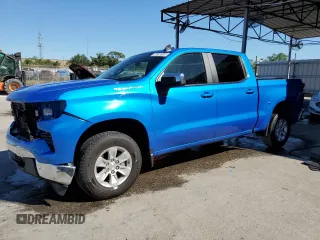 2025 Chevrolet Silverado 1500 LT with VIN 1GCPACED3SZ170912, listed as a Copart auction lot 49780105 with 5,566 mi miles and Clean Title. Bid and sale history available at carsss.com. Image 1.