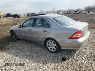 2005 Mercedes-Benz C 320 with VIN WDBRF84J45F570111, listed as a Copart auction lot 50426905 with 146,051 mi miles and Salvage title. Bid and sale history available at DreamBid. Image 2.
