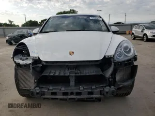 2013 Porsche Cayenne Diesel z VIN WP1AF2A29DLA24699, wystawiony jako Copart lot #52603275 z przebiegiem 99 387 mil mil oraz Szkoda całkowita • Salvage title. Historia ofert i sprzedaży dostępna na DreamBid. Obrazek 5.