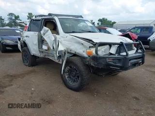 2010 Toyota 4Runner Trail с VIN JTEBU5JR9A5010503, выставлен на аукционе IAAI как лот 42651653 с пробегом 278 508 миль миль и . История ставок и продаж доступна на DreamBid. Изображение 1.