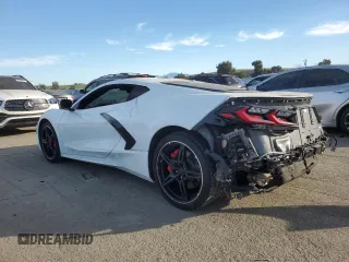 2024 Chevrolet Corvette 2LT z VIN 1G1YB2D45R5109763, wystawiony jako Copart lot #88015915 z przebiegiem 10 269 mil mil oraz Szkoda całkowita • Salvage title. Historia ofert i sprzedaży dostępna na DreamBid. Obrazek 2.