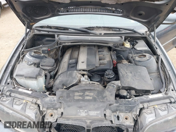 2002 BMW 3 Series 325Ci with VIN WBABS33432PG83177, listed as a IAAI auction lot 41581847 with 152,524 mi miles and . Bid and sale history available at DreamBid. Image 10.