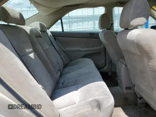 2002 Toyota Camry LE z VIN JTDBE32K620035753, wystawiony jako Copart lot #60176235 z przebiegiem 258 793 mil mil oraz Czysty tytuł • Clean title. Historia ofert i sprzedaży dostępna na DreamBid. Obrazek 10.