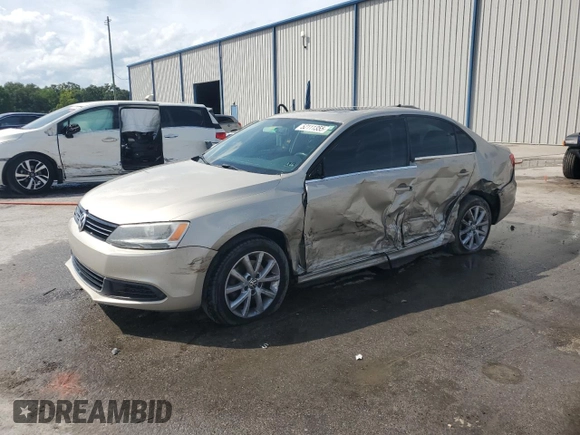2013 Volkswagen Jetta Sedan SE with VIN 3VWDP7AJ6DM212978, listed as a Copart auction lot 52111355 with 210,114 mi miles and Salvage Title. Bid and sale history available at carsss.com. Image 1.
