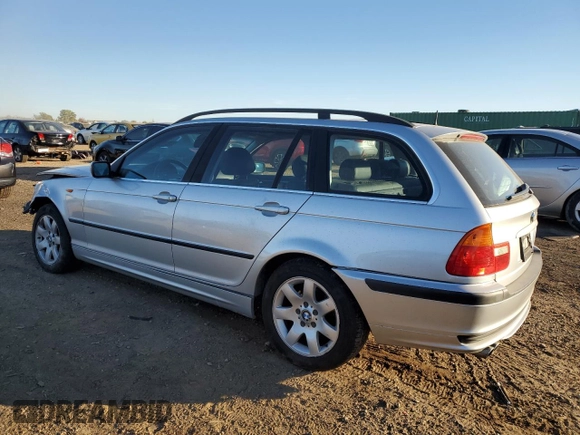 2004 BMW 3 Series 325xi with VIN WBAEP33454PF03604, listed as a Copart auction lot 76139264 with 0 mi miles and Salvage Title. Bid and sale history available at carsss.com. Image 2.