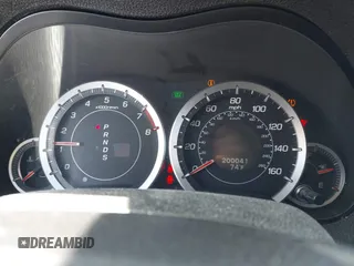 2010 Acura TSX z VIN JH4CU2F66AC021992, wystawiony jako IAAI lot #42412747 z przebiegiem 200 041 mil mil oraz . Historia ofert i sprzedaży dostępna na DreamBid. Obrazek 7.