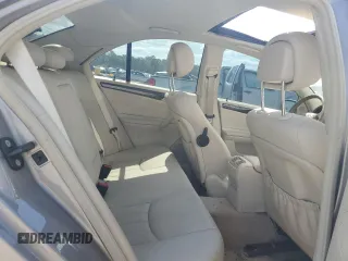 2007 Mercedes-Benz C 350 Sport z VIN WDBRF56H47F886961, wystawiony jako Copart lot #54680545 z przebiegiem 118 218 mil mil oraz Szkoda całkowita • Salvage title. Historia ofert i sprzedaży dostępna na DreamBid. Obrazek 10.