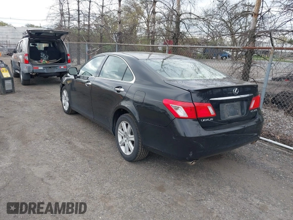 2009 Lexus ES 350 with VIN JTHBJ46GX92295321, listed as a IAAI auction lot 42079348 with 196,946 mi miles. Bid and sale history available at carsss.com. Image 3.
