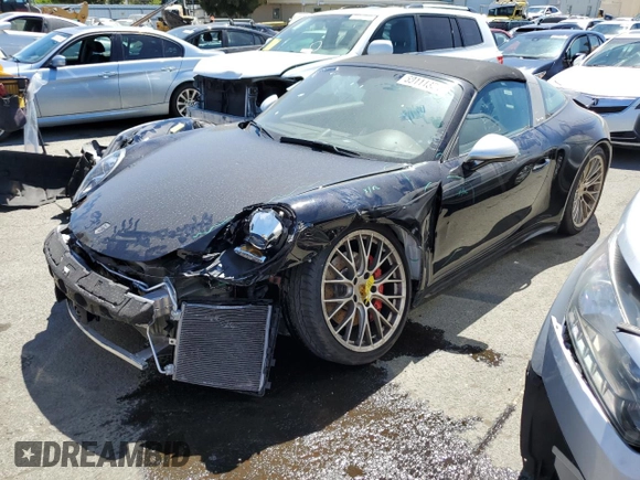 2019 Porsche 911 4S with VIN WP0BB2A99KS126019, listed as a Copart auction lot 60111334 with 25,012 mi miles and Salvage Title. Bid and sale history available at DreamBid. Image 1.