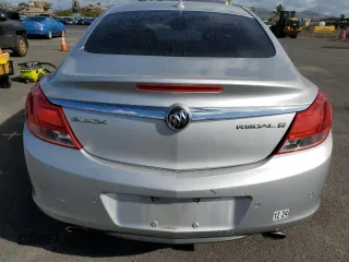 2013 Buick Regal Turbo Premium 2 z VIN 2G4GT5GV2D9200714, wystawiony jako Copart lot #47363315 z przebiegiem 149 535 mil mil oraz Szkoda całkowita • Salvage title. Historia ofert i sprzedaży dostępna na DreamBid. Obrazek 6.