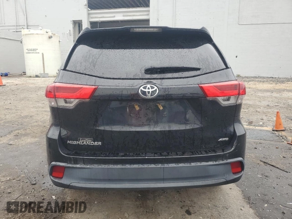 2019 Toyota Highlander LE z VIN 5TDBZRFH4KS701267, wystawiony jako Copart lot #58402555 z przebiegiem 107 147 mil mil oraz Szkoda całkowita • Salvage title. Historia ofert i sprzedaży dostępna na DreamBid. Obrazek 6.