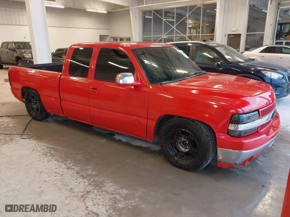 2000 Chevrolet Silverado 1500 LS with VIN 2GCEC19T6Y1406669, listed as a IAAI auction lot 41174150 with 260,880 mi miles. Bid and sale history available at carsss.com. Image 1.