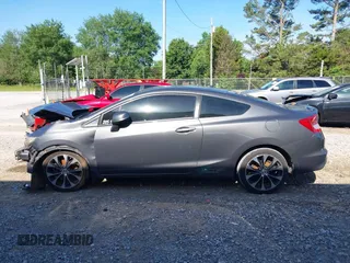 2013 Honda Civic Si z VIN 2HGFG4A58DH703047, wystawiony jako IAAI lot #42177965 z przebiegiem Nie podano mil oraz . Historia ofert i sprzedaży dostępna na DreamBid. Obrazek 15.