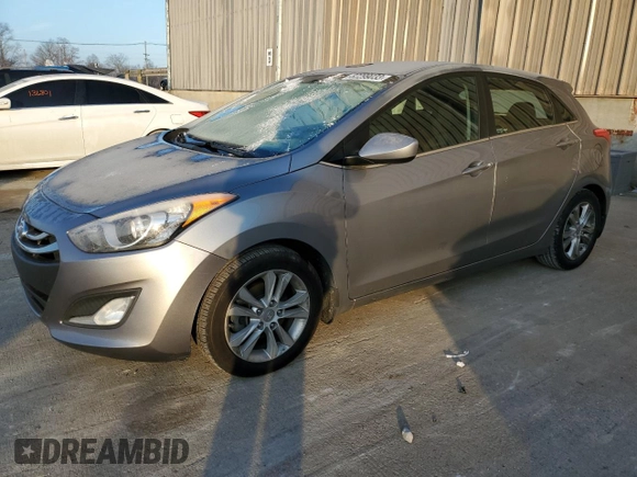 2013 Hyundai Elantra GT with VIN KMHD35LE0DU133557, listed as a Copart auction lot 82299033 with 82,138 mi miles and Salvage Title. Bid and sale history available at carsss.com. Image 1.