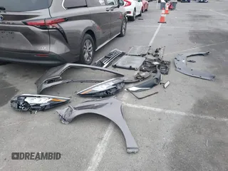 2022 Toyota Sienna LE z VIN 5TDKRKEC1NS099302, wystawiony jako IAAI lot #42243486 z przebiegiem 209 339 mil mil oraz . Historia ofert i sprzedaży dostępna na DreamBid. Obrazek 12.