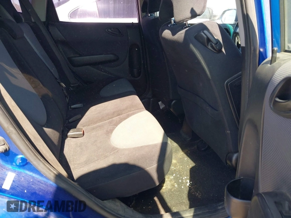 2007 Honda Fit Sport with VIN JHMGD386X7S036286, listed as a IAAI auction lot 42481245 with 172,055 mi miles and . Bid and sale history available at DreamBid. Image 8.