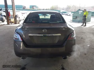 2014 Nissan Maxima 3.5 SV w/Premium Pkg with VIN 1N4AA5AP6EC430315, listed as a IAAI auction lot 41913968 with 84,065 mi miles. Bid and sale history available at carsss.com. Image 17.