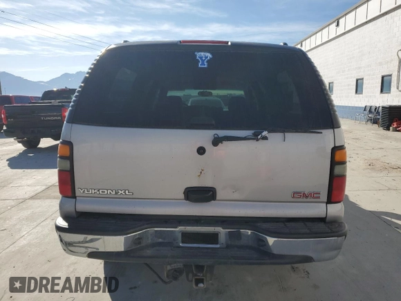2005 GMC Yukon XL SLT with VIN 1GKFK16Z75J247036, listed as a Copart auction lot 46354735 with 298,509 mi miles and Salvage Title. Bid and sale history available at carsss.com. Image 6.