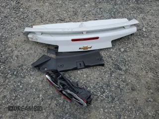 2020 Chevrolet Camaro 1LT z VIN 1G1FB3DS9L0106137, wystawiony jako Copart lot #59382905 z przebiegiem 70 676 mil mil oraz Szkoda całkowita • Salvage title. Historia ofert i sprzedaży dostępna na DreamBid. Obrazek 12.