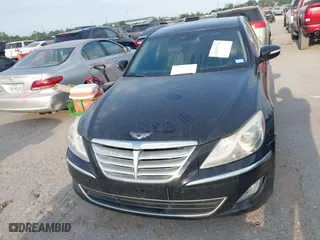 2014 Hyundai Genesis 3.8L with VIN KMHGC4DD7EU264631, listed as a IAAI auction lot 42033725 with 183,397 mi miles. Bid and sale history available at carsss.com. Image 6.