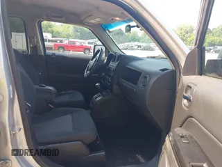 2011 Jeep Patriot Latitude с VIN 1J4NF1GB0BD130593, выставлен на аукционе IAAI как лот 42491913 с пробегом 195 022 миль миль и . История ставок и продаж доступна на DreamBid. Изображение 5.
