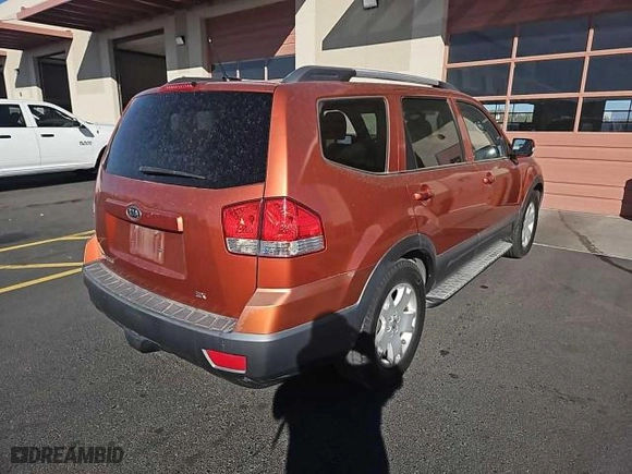 2009 Kia Borrego LX with VIN KNDJH741795016267, listed as a Copart auction lot 46004455 with 208,940 mi miles and Clean Title. Bid and sale history available at carsss.com. Image 4.