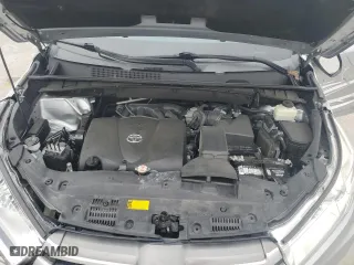 2018 Toyota Highlander LE with VIN 5TDBZRFH8JS854376, listed as a Copart auction lot 45415215 with 84,492 mi miles and Salvage Title. Bid and sale history available at carsss.com. Image 14.