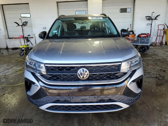 2023 Volkswagen Taos S with VIN 3VVAX7B21PM318838, listed as a Copart auction lot 89113815 with 18,805 mi miles and Salvage Title. Bid and sale history available at carsss.com. Image 5.