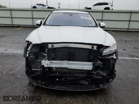 2019 Jaguar F-Pace 25t Prestige with VIN SADCK2FX9KA601576, listed as a Copart auction lot 56191025 with 41,632 mi miles and Salvage title. Bid and sale history available at DreamBid. Image 5.