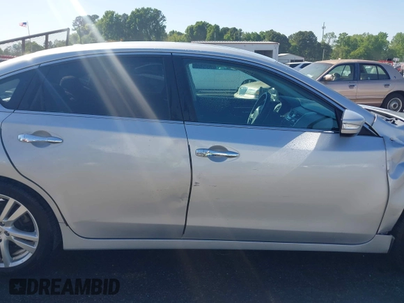 2013 Nissan Altima SV with VIN 1N4BL3AP0DN567224, listed as a IAAI auction lot 42043664 with 150,118 mi miles and . Bid and sale history available at carsss.com. Image 13.