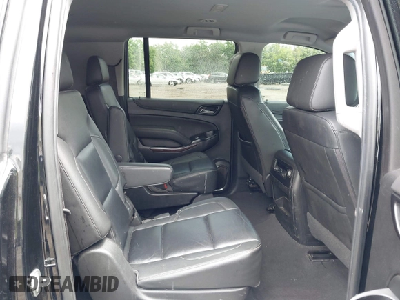 2019 GMC Yukon XL SLT z VIN 1GKS2GKC0KR394301, wystawiony jako IAAI lot #42255631 z przebiegiem 149 222 mil mil oraz . Historia ofert i sprzedaży dostępna na DreamBid. Obrazek 8.