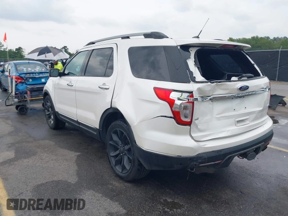 2012 Ford Explorer XLT with VIN 1FMHK8D84CGA82303, listed as a IAAI auction lot 42417951 with 164,687 mi miles and . Bid and sale history available at DreamBid. Image 3.