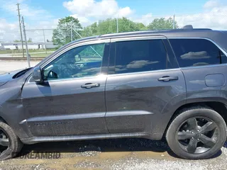 2016 Jeep Grand Cherokee Overland with VIN 1C4RJFCG6GC417485, listed as a IAAI auction lot 42210973 with 115,612 mi miles and . Bid and sale history available at DreamBid. Image 14.