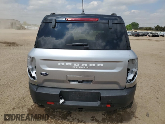 2021 Ford Bronco Sport Outer Banks z VIN 3FMCR9C63MRA79320, wystawiony jako Copart lot #56400355 z przebiegiem 35 619 mil mil oraz Szkoda całkowita • Salvage title. Historia ofert i sprzedaży dostępna na DreamBid. Obrazek 6.