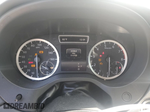 2018 Infiniti QX30 Premium with VIN SJKCH5CP2JA057174, listed as a Copart auction lot 55574085 with 111,733 mi miles and Salvage title. Bid and sale history available at DreamBid. Image 9.