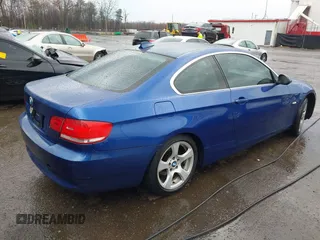 2007 BMW 3 Series 328i z VIN WBAWB335X7P130881, wystawiony jako IAAI lot #41863080 z przebiegiem 248 856 mil mil oraz . Historia ofert i sprzedaży dostępna na DreamBid. Obrazek 4.