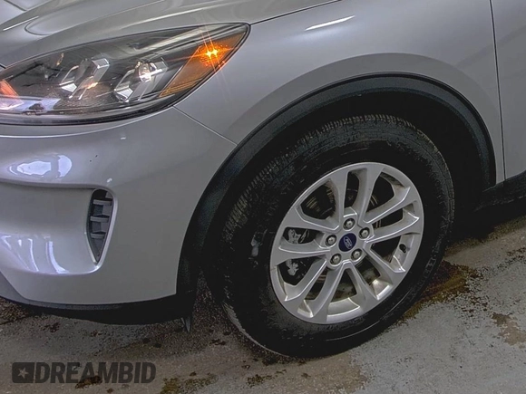 2022 Ford Escape SE with VIN 1FMCU9G60NUB32820, listed as a IAAI auction lot 42556181 with 39,771 mi miles and . Bid and sale history available at DreamBid. Image 28.