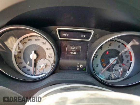 2014 Mercedes-Benz CLA 250 with VIN WDDSJ4EB2EN037431, listed as a Copart auction lot 61342525 with 118,093 mi miles and Clean title. Bid and sale history available at DreamBid. Image 9.
