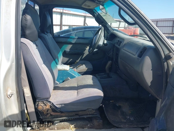 2000 Toyota Tacoma PreRunner with VIN 4TANM92N8YZ675606, listed as a IAAI auction lot 42725844 with 289,207 mi miles and . Bid and sale history available at DreamBid. Image 5.