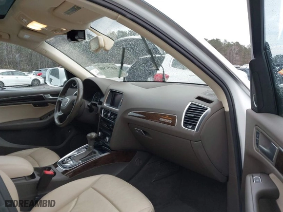2013 Audi Q5 Premium Plus with VIN WA1LFAFP3DA008965, listed as a IAAI auction lot 41051980 with 95,802 mi miles. Bid and sale history available at carsss.com. Image 5.