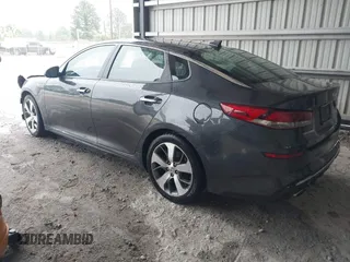 2019 Kia Optima LX z VIN 5XXGT4L35KG314960, wystawiony jako IAAI lot #42212868 z przebiegiem 113 920 mil mil oraz . Historia ofert i sprzedaży dostępna na DreamBid. Obrazek 3.