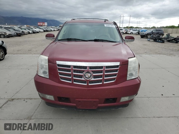 2007 Cadillac Escalade z VIN 1GYFK63807R329693, wystawiony jako Copart lot #56887685 z przebiegiem 136 076 mil mil oraz Szkoda całkowita • Salvage title. Historia ofert i sprzedaży dostępna na DreamBid. Obrazek 5.