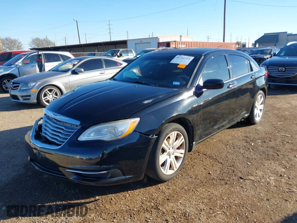 2011 Chrysler 200 Touring with VIN 1C3BC1FG2BN613385, listed as a IAAI auction lot 41381218 with 118,926 mi miles. Bid and sale history available at carsss.com. Image 17.
