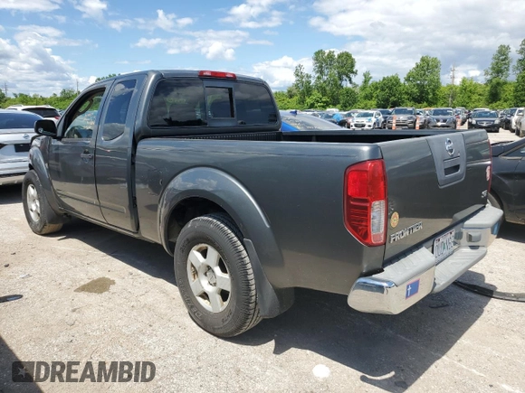 2005 Nissan Frontier LE z VIN 1N6AD06W45C406094, wystawiony jako Copart lot #54011914 z przebiegiem 165 293 mil mil oraz Szkoda całkowita • Salvage title. Historia ofert i sprzedaży dostępna na DreamBid. Obrazek 2.