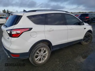 2018 Ford Escape SE with VIN 1FMCU0GD0JUB28058, listed as a Copart auction lot 49354495 with 111,915 mi miles and Clean Title. Bid and sale history available at carsss.com. Image 3.