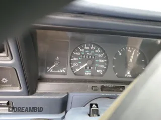 1991 Plymouth Acclaim z VIN 1P3XA4633MF523214, wystawiony jako Copart lot #55908665 z przebiegiem 90 332 mil mil oraz Tytuł czysty. Historia ofert i sprzedaży dostępna na DreamBid. Obrazek 9.