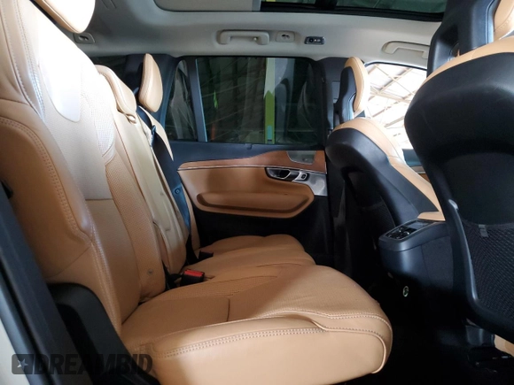 2016 Volvo XC90 T6 Inscription с VIN YV4A22PL0G1038212, выставлен на аукционе Copart как лот 56499465 с пробегом 128 544 миль миль и Списание • Salvage title. История ставок и продаж доступна на DreamBid. Изображение 11.