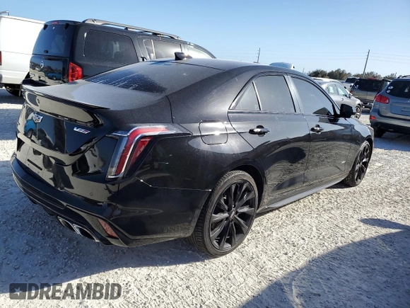 2021 Cadillac CT4 V-Series z VIN 1G6DH5RLXM0124791, wystawiony jako Copart lot #77314844 z przebiegiem 61 452 mil mil oraz Nie do naprawy • Non repairable. Historia ofert i sprzedaży dostępna na DreamBid. Obrazek 3.