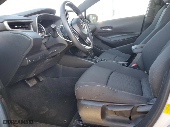 2020 Toyota Corolla Hatchback SE with VIN JTND4RBE1L3092043, listed as a Copart auction lot 49701895 with 38,713 mi miles and Salvage Title. Bid and sale history available at carsss.com. Image 7.